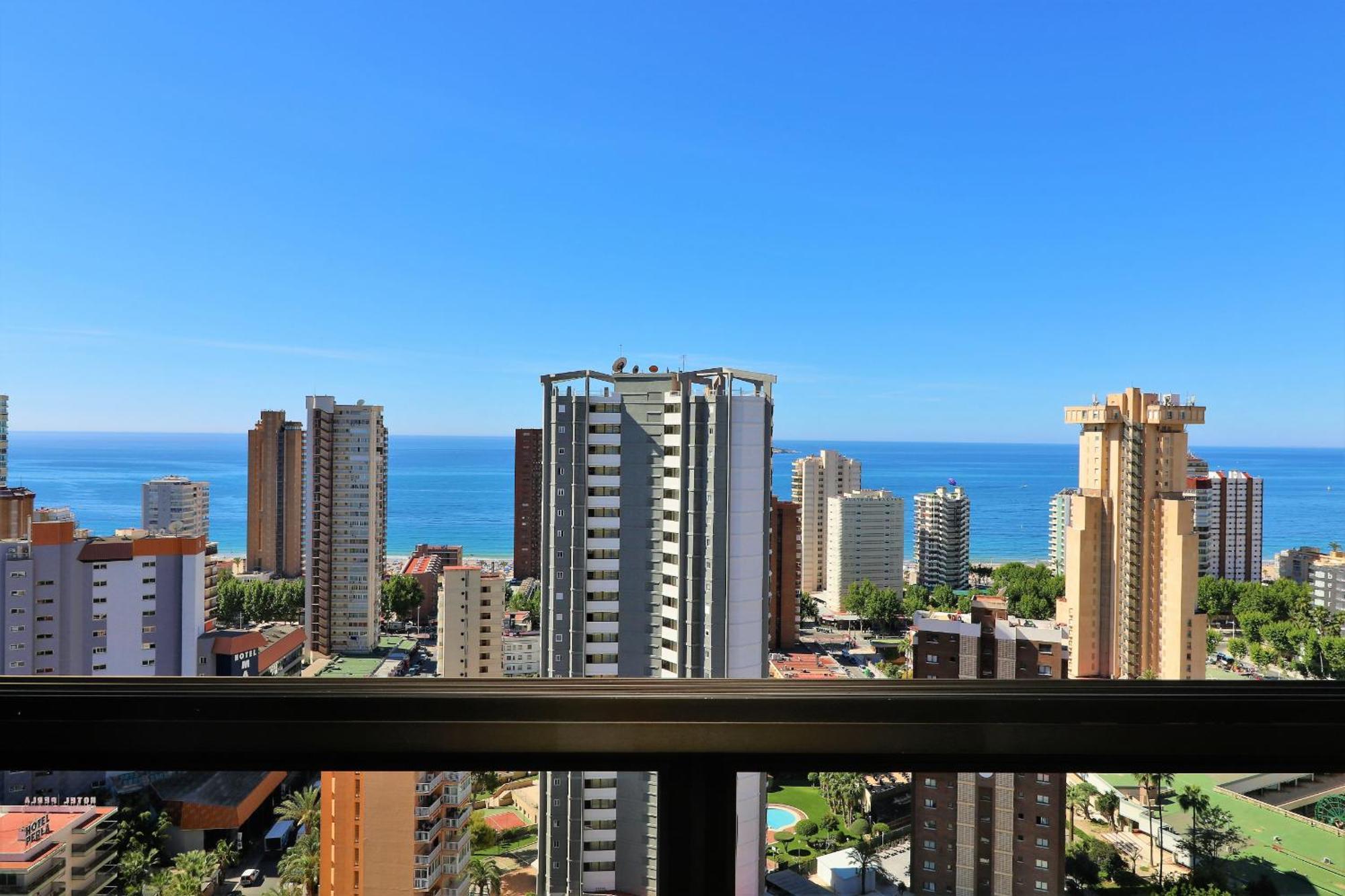 Gemelos 2 21-b Levante Apartment